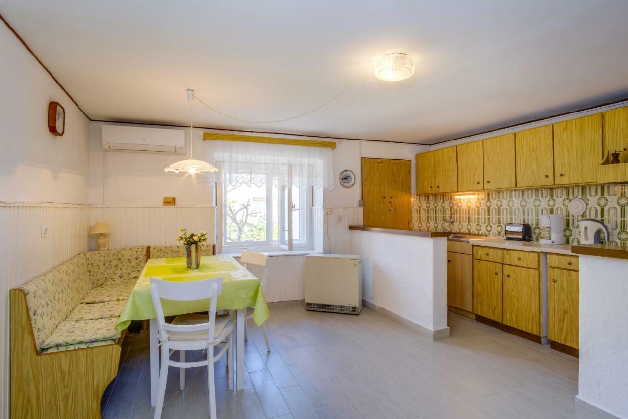 Apartment Carmen Veli Lošinj Exteriér fotografie